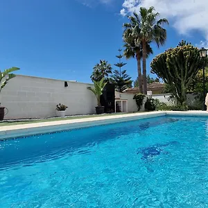 https://villa-las-ninas.1costadelsol.com